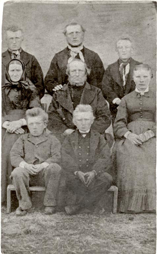  - Oldefars-familie-1878